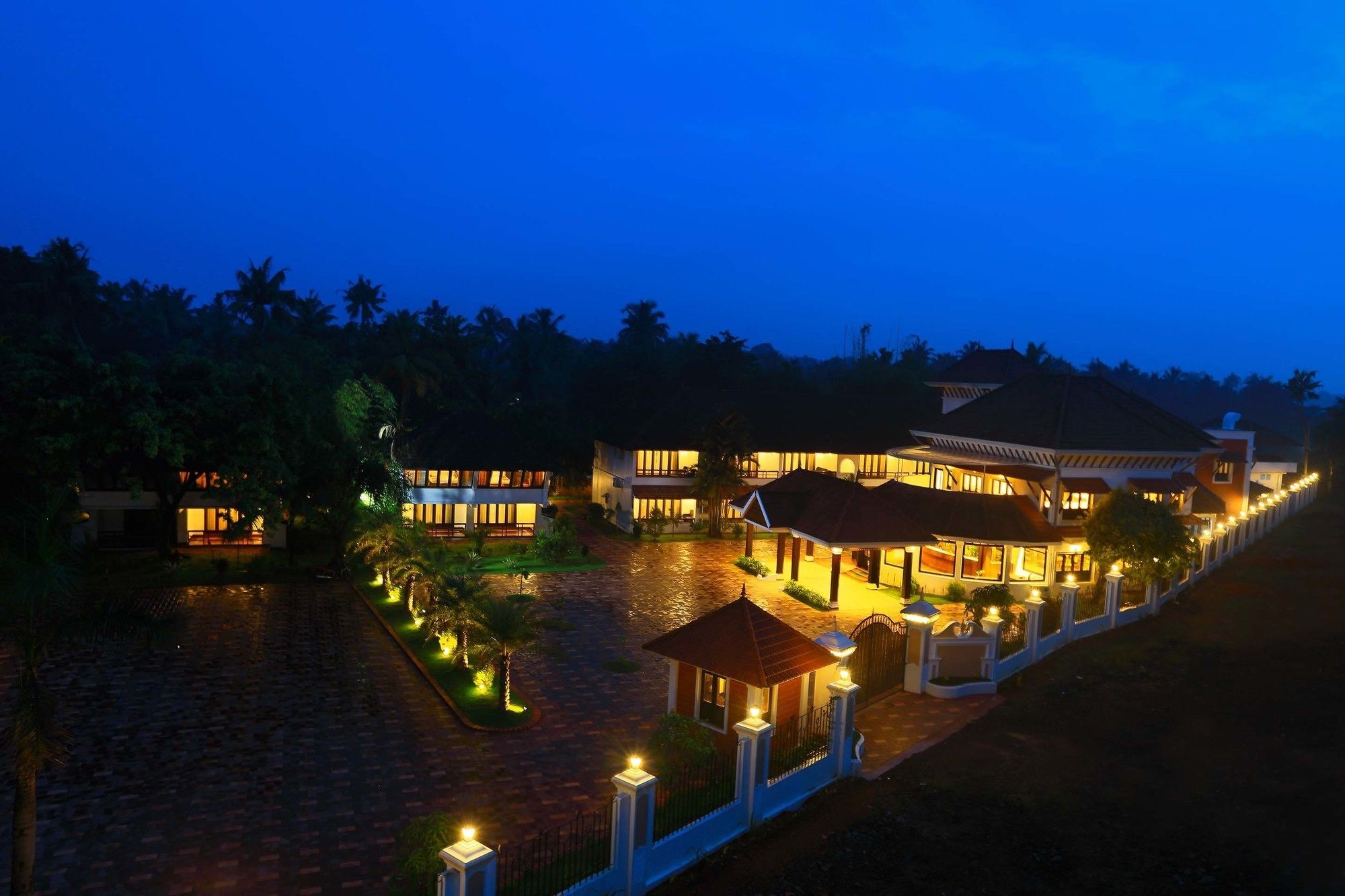 Nihara Resort And Spa Kochi Zewnętrze zdjęcie