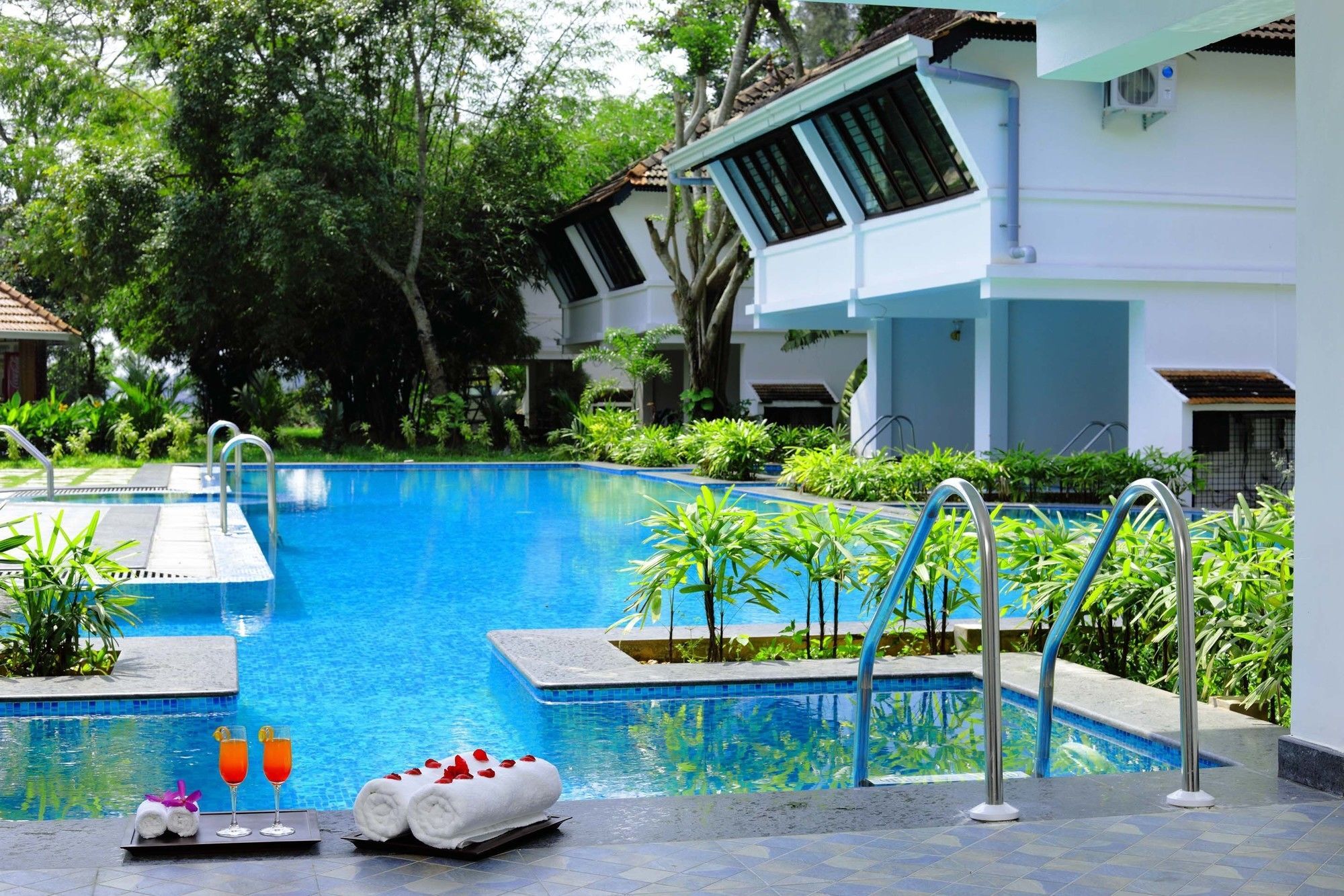 Nihara Resort And Spa Kochi Zewnętrze zdjęcie